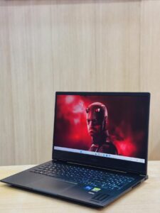 HP OMEN 15