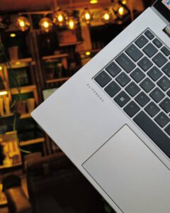 HP 840 G10