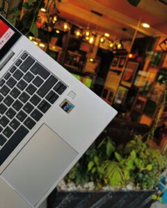 HP 840 G10